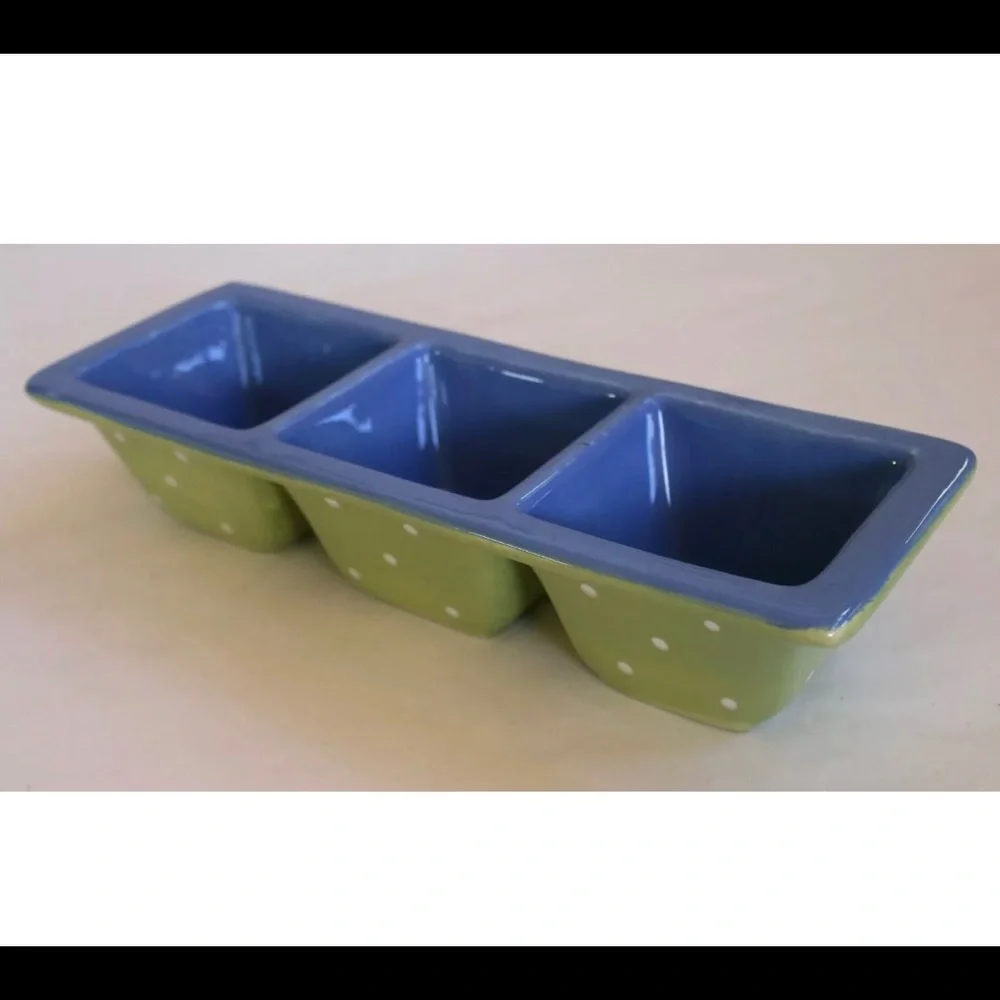 Blossoms and Blooms Divided Dish Blue‎ & Lime Green